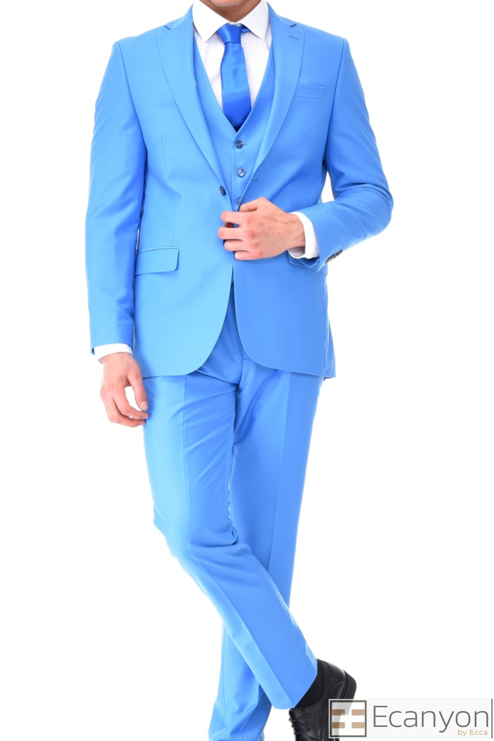 Sky Blue Plain Three Piece Suit, A timeless a plain sky blue three piece suits that can be styled up for special events or styled down for the office. The matching quality a plain sky blue waistcoat and trousers are paired with a plain sky blue suit jacket. You’ll love the patterned lining panels on this suit, especially the one in the jacket’s breast pocket which doubles up as a pocket square.Master Tailored Fit 3 Piece Suit